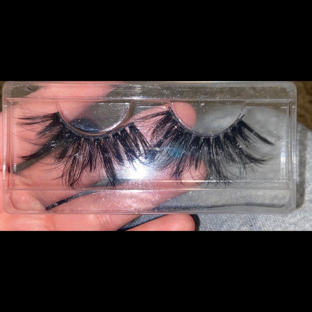 🕷LASHES🕷